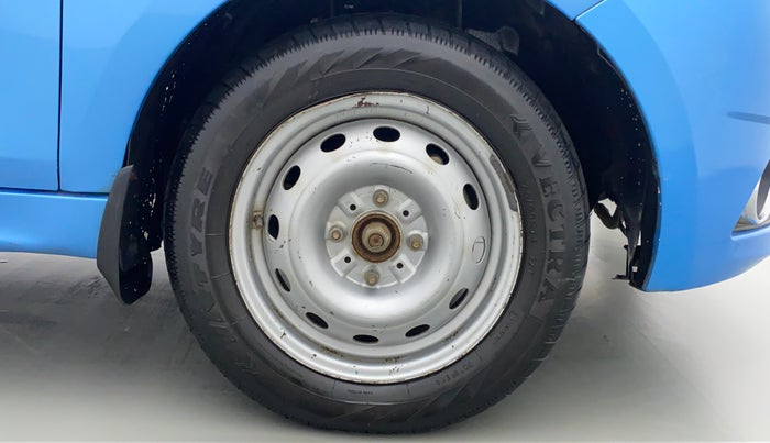 2017 Tata Tiago XZ 1.05 REVOTORQ, Diesel, Manual, 41,205 km, Right Front Wheel