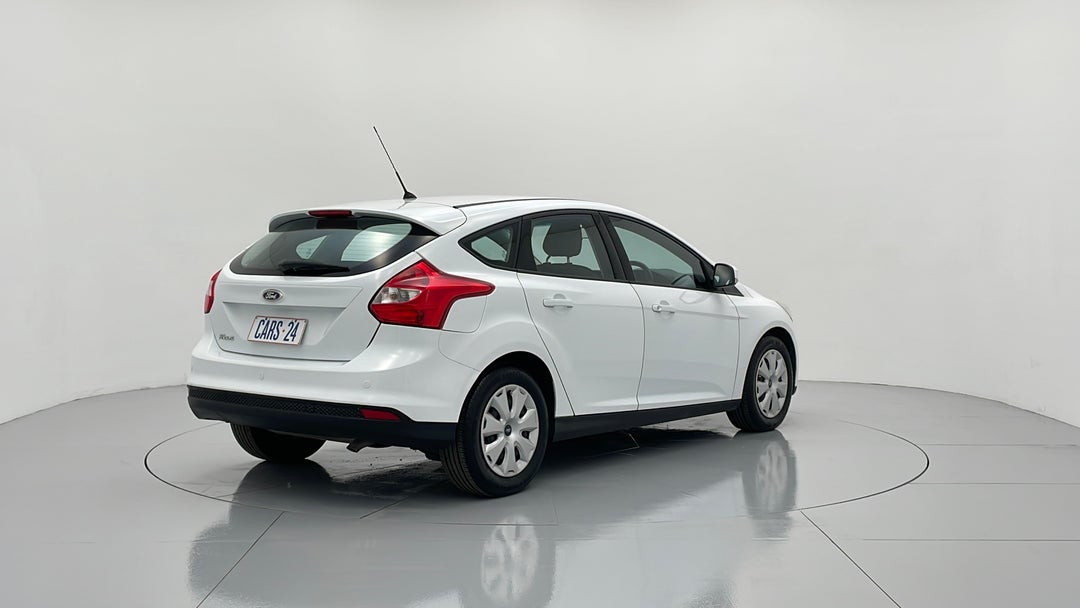 Right Back Diagonal (45- Degree) View