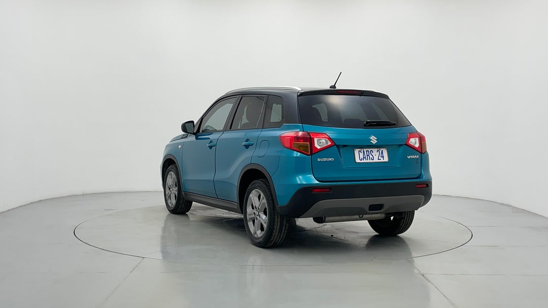 Left Back Diagonal (45- Degree) View