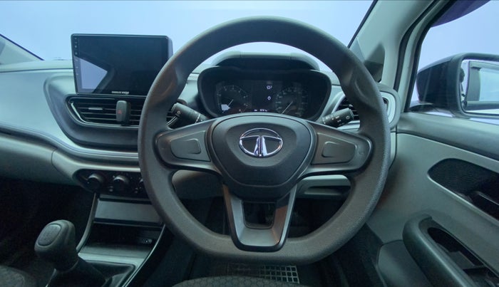 2020 Tata ALTROZ XE PETROL, Petrol, Manual, 16,701 km, Steering Wheel Close Up