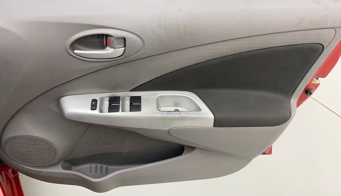 2011 Toyota Etios Liva V, Petrol, Manual, 79,431 km, Driver Side Door Panels Control