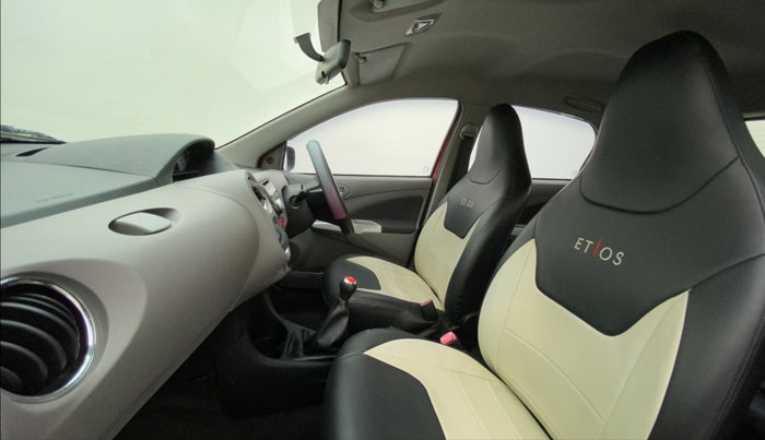 2011 Toyota Etios Liva V, Petrol, Manual, 79,431 km, Right Side Front Door Cabin