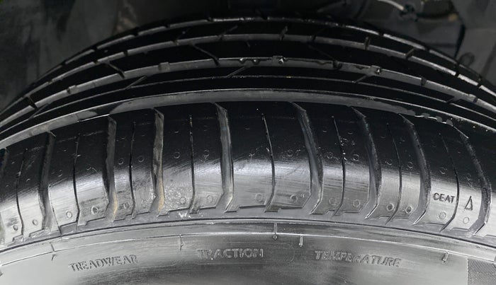 2018 Maruti Vitara Brezza ZDI, Diesel, Manual, 39,396 km, Right Front Tyre Tread