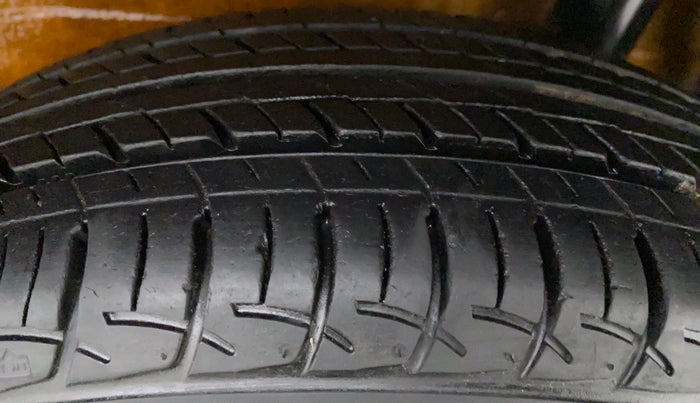 2021 Maruti S PRESSO VXI CNG, CNG, Manual, 23,715 km, Left Rear Tyre Tread