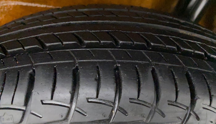 2021 Maruti S PRESSO VXI CNG, CNG, Manual, 23,715 km, Right Rear Tyre Tread