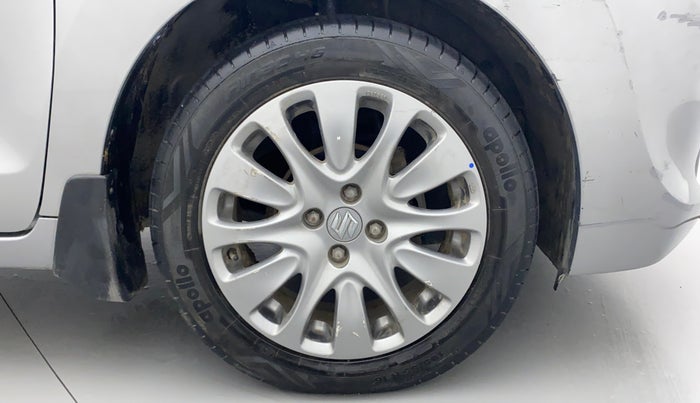 2017 Maruti Baleno ZETA CVT PETROL 1.2, Petrol, Automatic, 14,568 km, Right Front Wheel