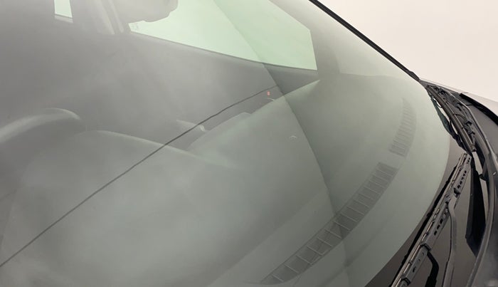 2017 Maruti Baleno ZETA CVT PETROL 1.2, Petrol, Automatic, 14,568 km, Front windshield - Minor spot on windshield