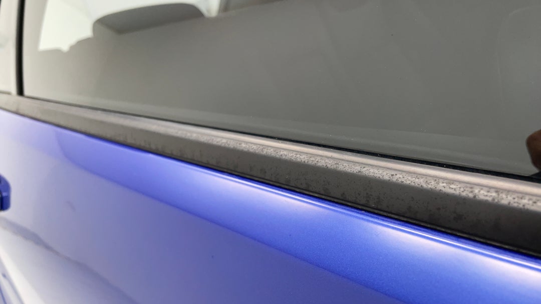 Window Glass Front LHS Spots