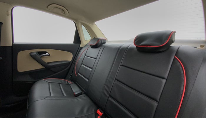 2016 Volkswagen Ameo HIGHLINE 1.2, Petrol, Manual, 37,453 km, Right Side Door Cabin View