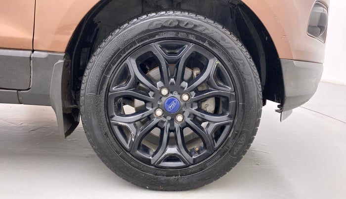 2016 Ford Ecosport TITANIUM 1.5L DIESEL, Diesel, Manual, 1,09,568 km, Right Front Wheel