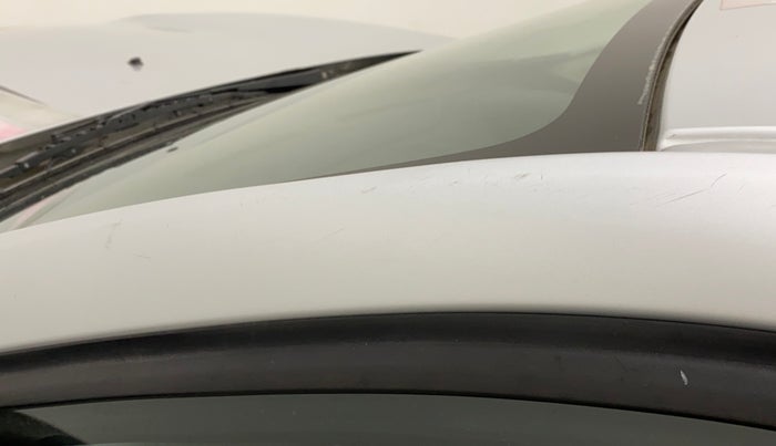2017 Renault Kwid RXL 1.0, Petrol, Manual, 81,831 km, Left A pillar - Minor scratches