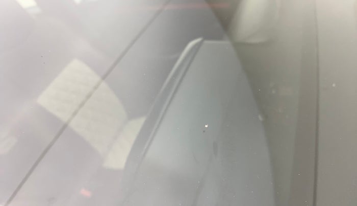 2017 Renault Kwid RXL 1.0, Petrol, Manual, 81,831 km, Front windshield - Minor spot on windshield
