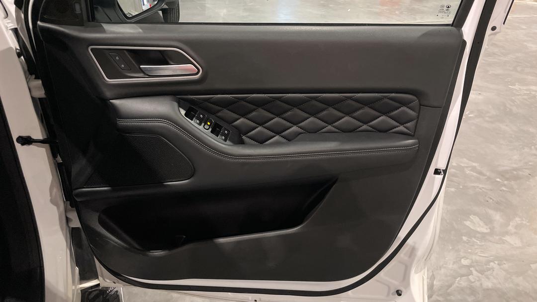 2022 GWM Ute Cannon-X (4x4), Automatic, 40071 km, Speaker View