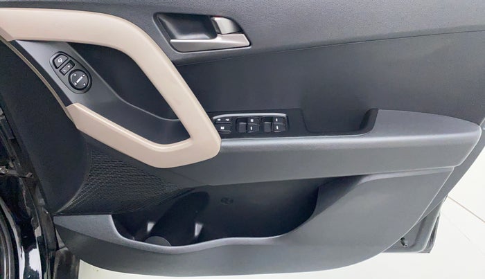 2017 Hyundai Creta 1.6 SX PLUS AUTO PETROL, Petrol, Automatic, 64,969 km, Driver Side Door Panels Control