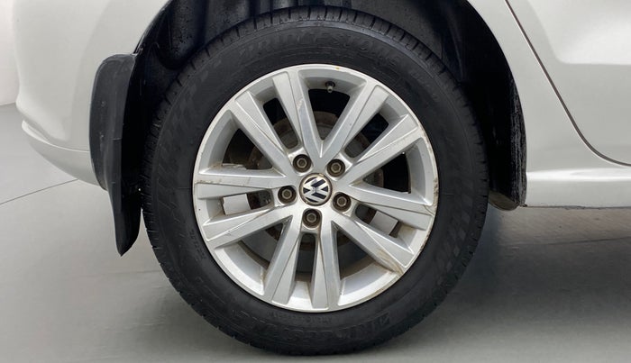 2014 Volkswagen Polo GT TSI 1.2 PETROL AT, Petrol, Automatic, 51,863 km, Right Rear Wheel