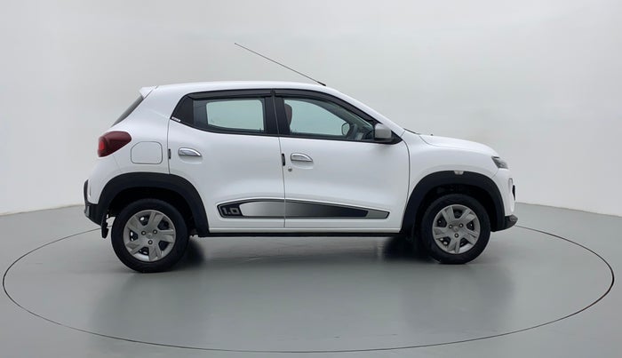 2021 Renault Kwid 1.0 RXT Opt AT, Petrol, Automatic, 1,060 km, Right Side