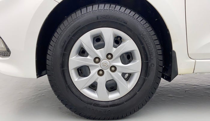 2017 Hyundai Elite i20 Magna Executive 1.2, Petrol, Manual, 23,821 km, Left Front Wheel
