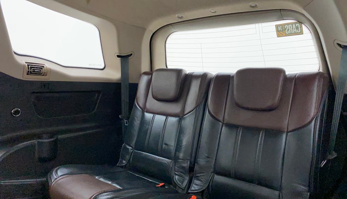 2014 Mahindra XUV500 W8, Diesel, Manual, 82,262 km, Third Seat Row ( optional )