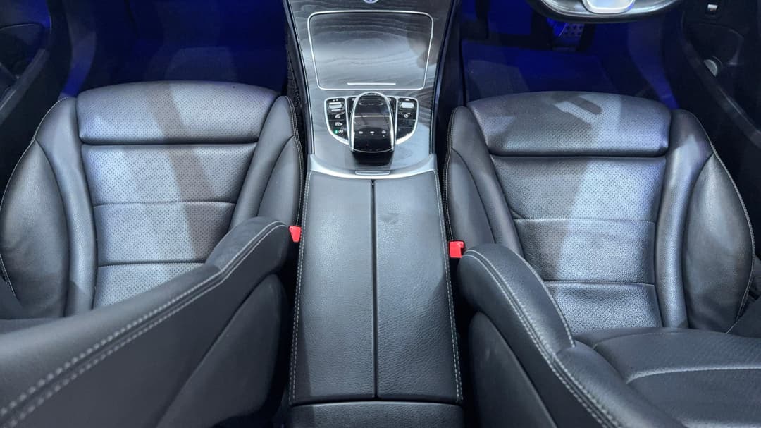 2019 Mercedes-benz C200 Eq (hybrid), Automatic, 55381 km, Center Console