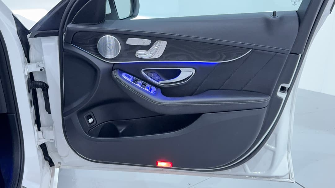 2019 Mercedes-benz C200 Eq (hybrid), Automatic, 55381 km, Speaker View