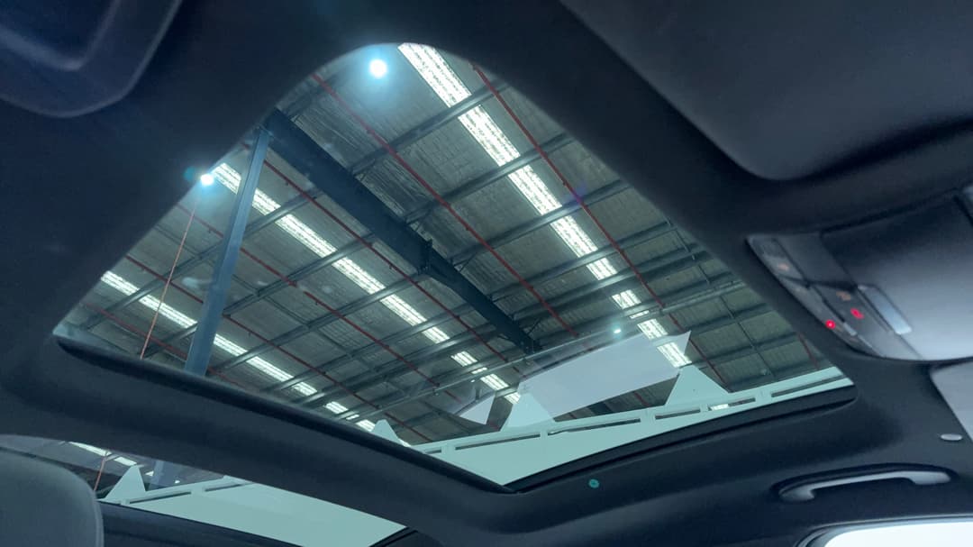 2019 Mercedes-benz C200 Eq (hybrid), Automatic, 55381 km, Interior Sunroof/Moonroof