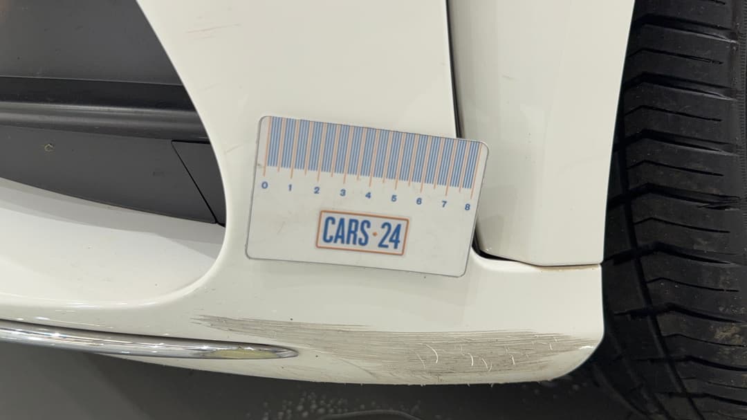 2019 Mercedes-benz C200 Eq (hybrid), Automatic, 55381 km, Bumper Front Scratch
