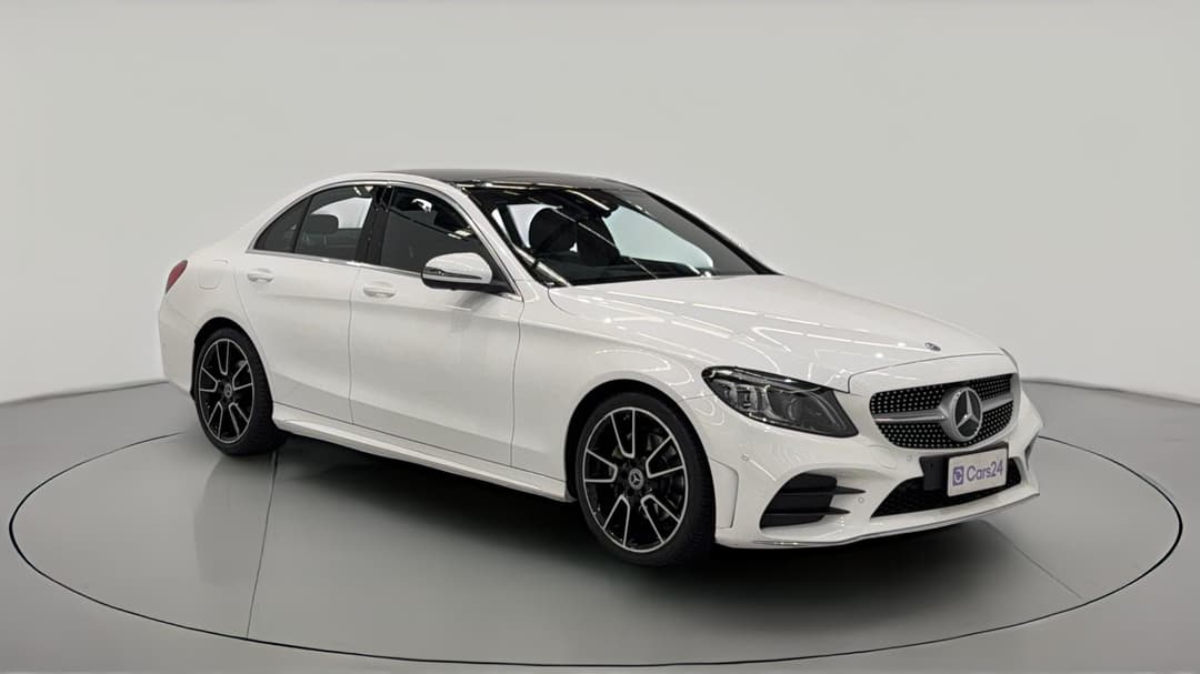 2019 Mercedes-benz C200 Eq (hybrid), Automatic, 55381 km, Right Front Diagonal (45- Degree) View