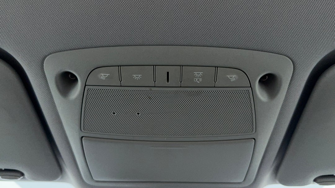 On-Roof Controls/Sunglass holder