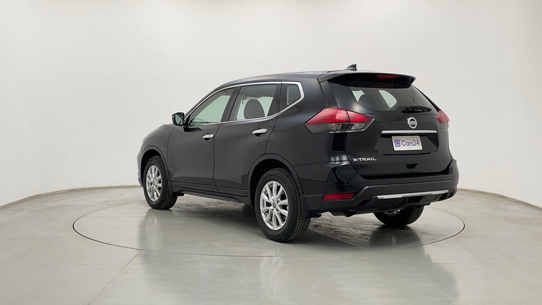 Left Back Diagonal (45- Degree) View