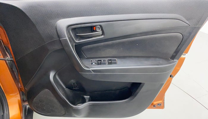 2018 Maruti Vitara Brezza VDI AMT, Diesel, Automatic, 79,787 km, Driver Side Door Panels Control