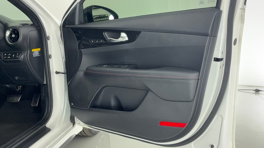 2019 Kia Cerato Gt Safety Pack, Automatic, 89936 km, Speaker View