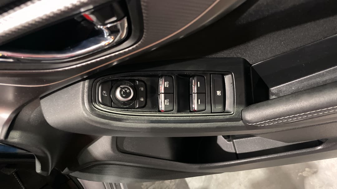 2020 Subaru Impreza 2.0i-l (AWD), Automatic, 50780 km, Drivers Side Door Panel Controls