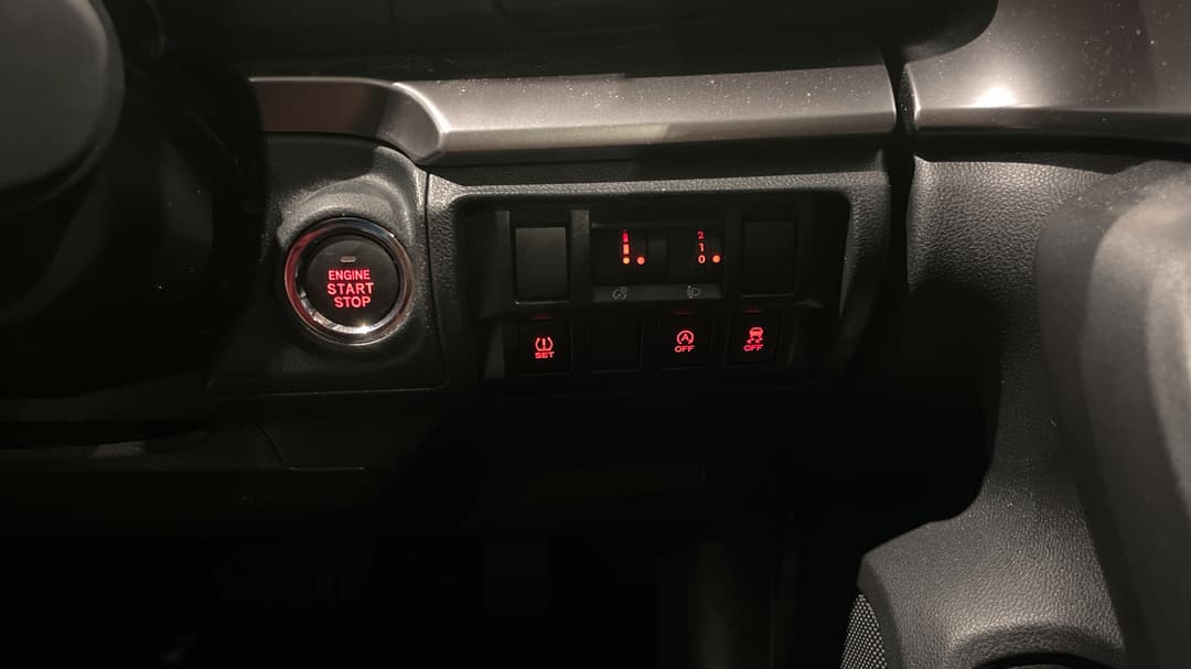 2020 Subaru Impreza 2.0i-l (AWD), Automatic, 50780 km, Utility Switches/Buttons