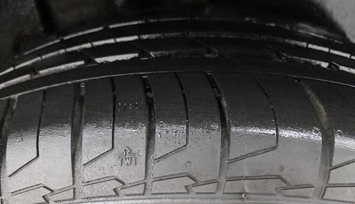 2021 KIA SELTOS GTX+ 1.4 MT, Petrol, Manual, 3,811 km, Right Rear Tyre Tread