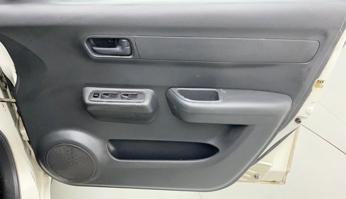 2011 Maruti Swift LXI, Petrol, Manual, 51,109 km, Driver Side Door Panels Control