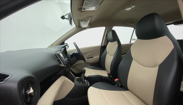 2021 Hyundai NEW SANTRO SPORTZ EXECUTIVE MT CNG, CNG, Manual, 8,929 km, Right Side Front Door Cabin