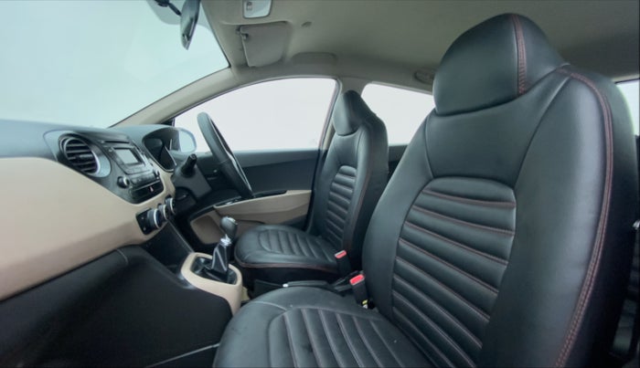 2016 Hyundai Grand i10 SPORTZ 1.2 KAPPA VTVT, Petrol, Manual, 20,300 km, Right Side Front Door Cabin