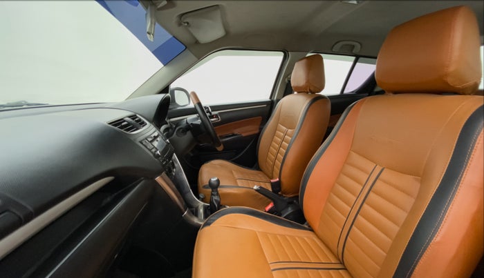 2015 Maruti Swift VDI ABS, Diesel, Manual, 1,23,276 km, Right Side Front Door Cabin