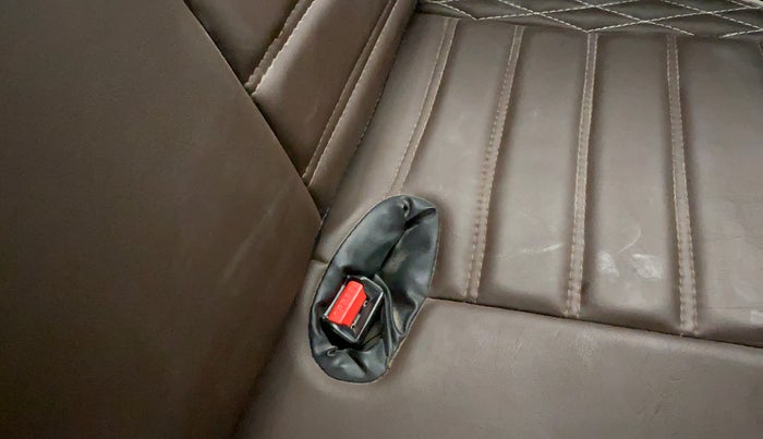2014 Maruti Wagon R 1.0 VXI, Petrol, Manual, 47,804 km, Second-row left seat - Belt buckle not working
