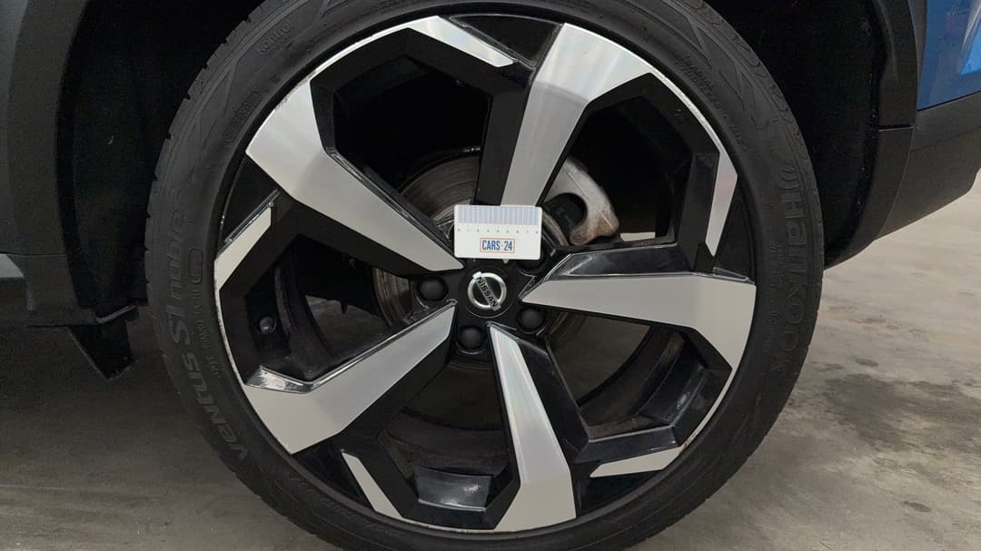2021 Nissan Juke St-l, Automatic, 91258 km, Wheels Rim Rear LHS Gutter Rash