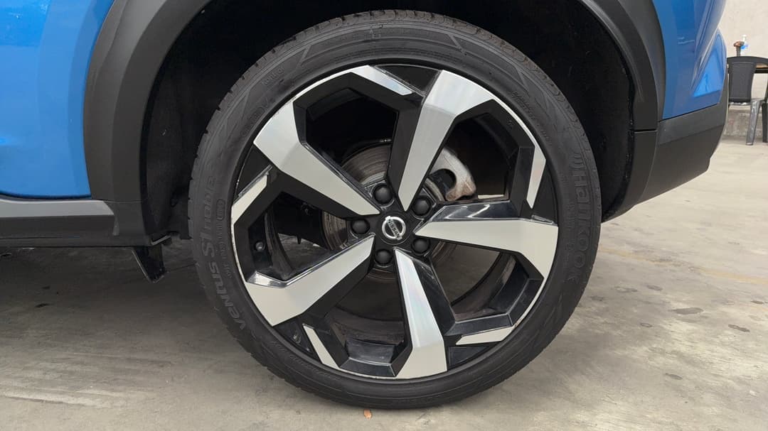 2021 Nissan Juke St-l, Automatic, 91258 km, Left Rear Wheel