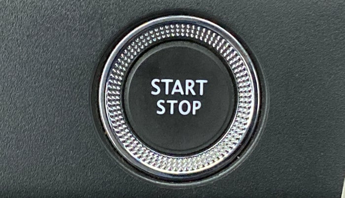 2019 Renault TRIBER 1.0 RXZ, Petrol, Manual, 9,946 km, Keyless Start/ Stop Button