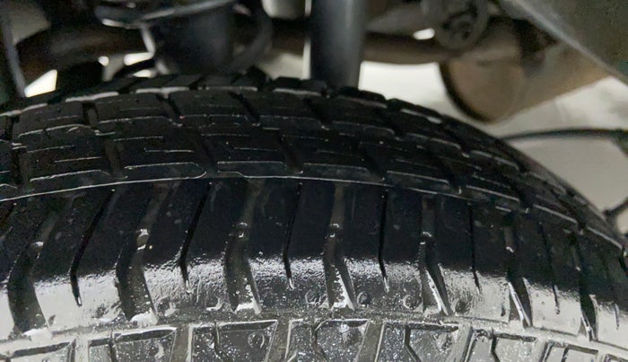 2016 Maruti Alto 800 LXI, Petrol, Manual, 50,948 km, Right Rear Tyre Tread