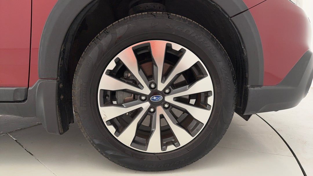 2016 Subaru Outback 2.5i Premium AWD, Automatic, 133453 km, Right Front Wheel