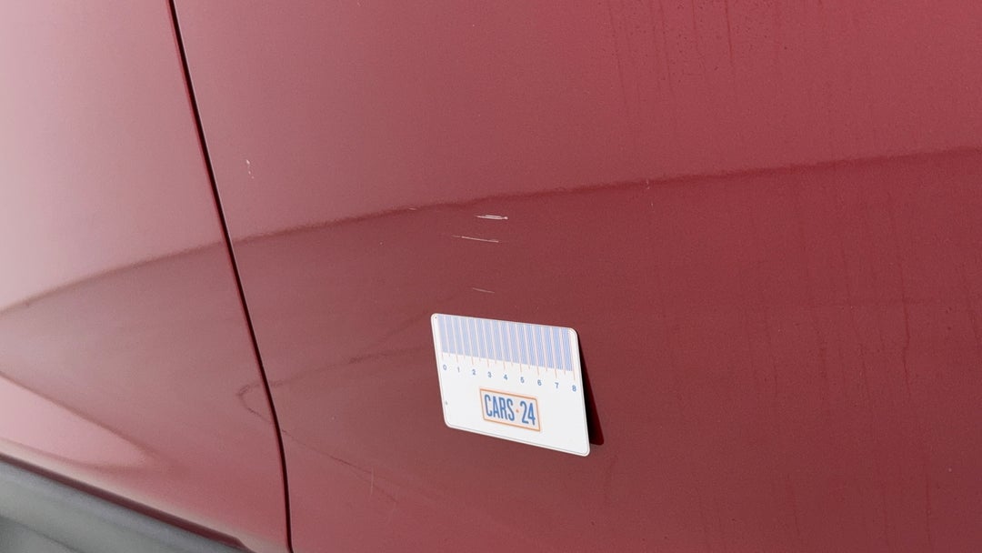 2016 Subaru Outback 2.5i Premium AWD, Automatic, 133453 km, Doors Front RHS Scratch