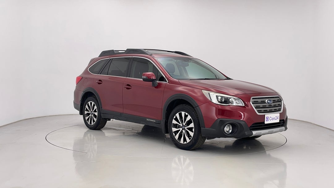 2016 Subaru Outback 2.5i Premium AWD, Automatic, 133453 km, Right Front Diagonal (45- Degree) View