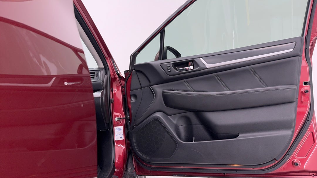 2016 Subaru Outback 2.5i Premium AWD, Automatic, 133453 km, Speaker View