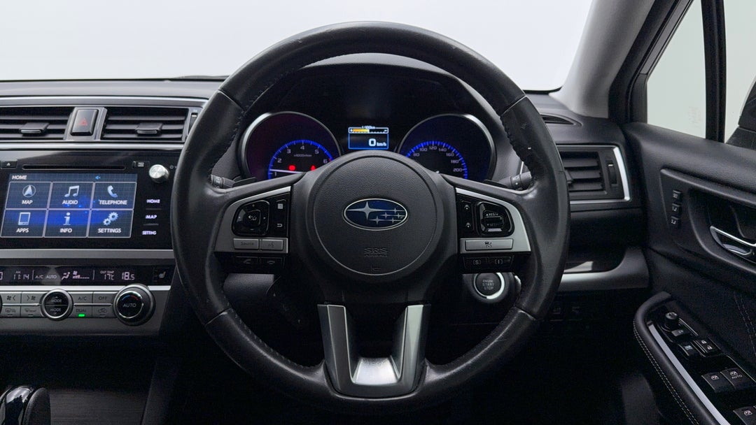 2016 Subaru Outback 2.5i Premium AWD, Automatic, 133453 km, Steering Wheel Close-up