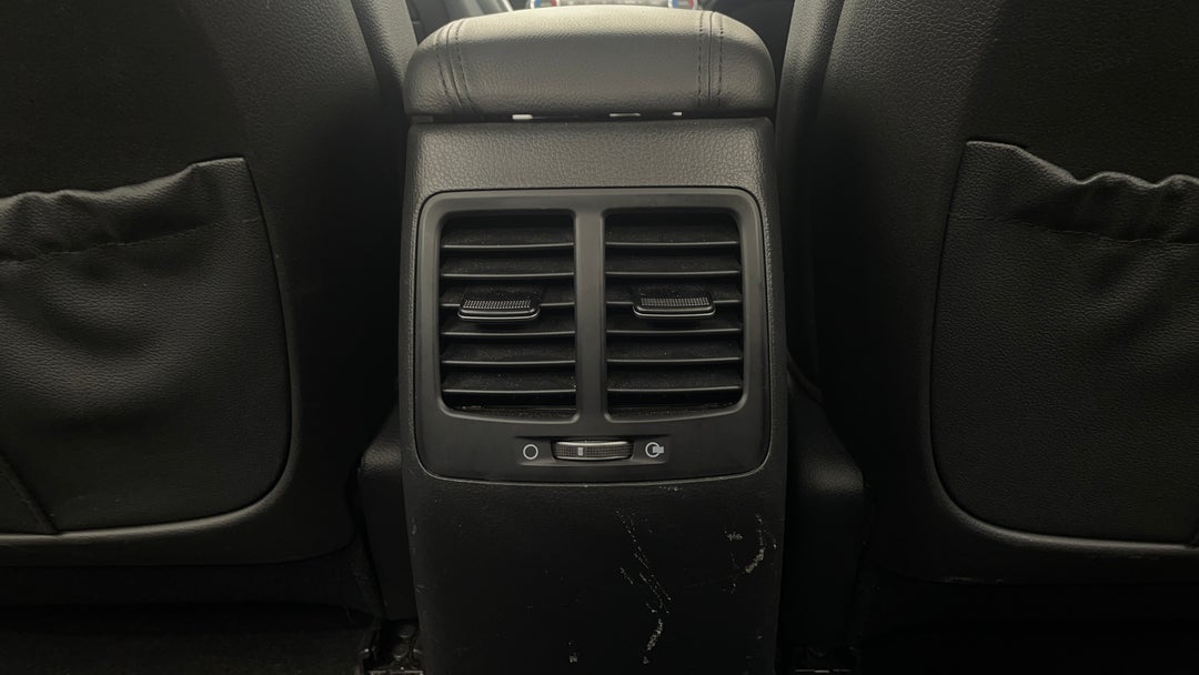 Rear A/C Vent