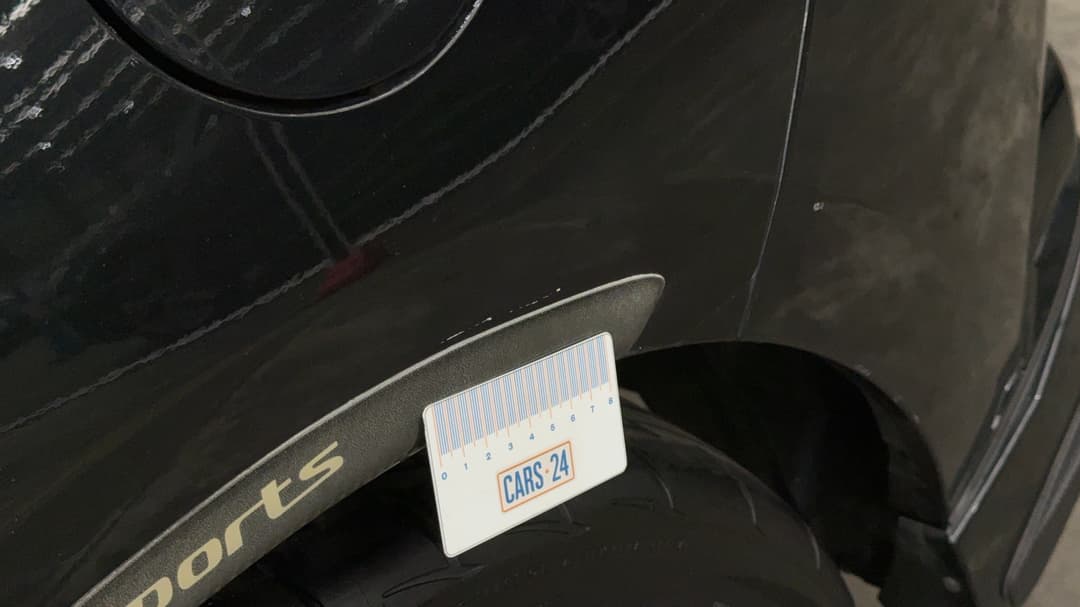 2017 Toyota Corolla Zr, Automatic, 122870 km, Quarter Panel Rear LHS Scratch